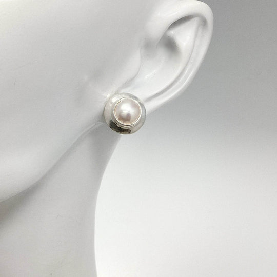 Pearl Stud Earrings-Rocks and Gems Canada