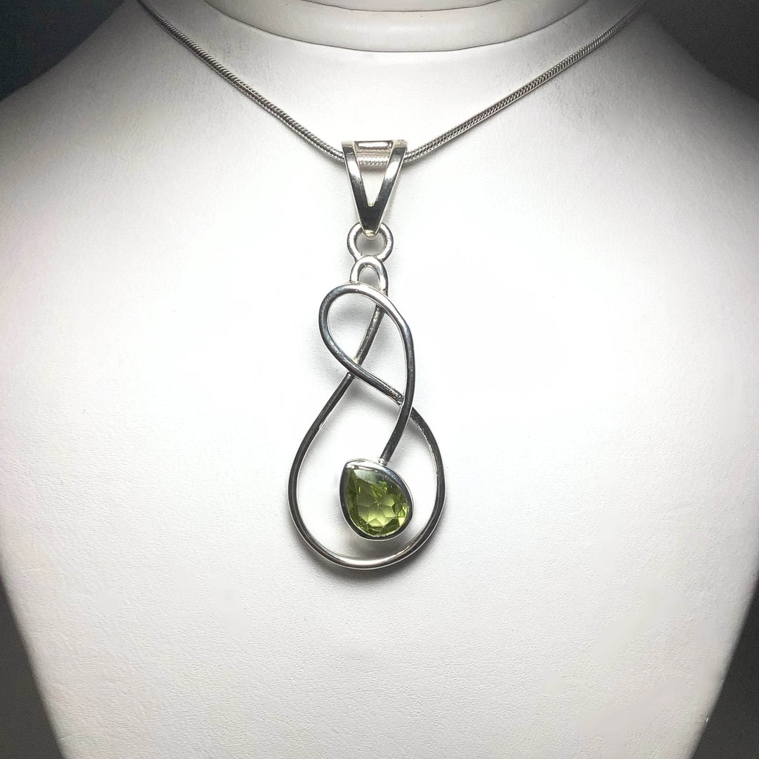 Peridot Pendant-Rocks and Gems Canada