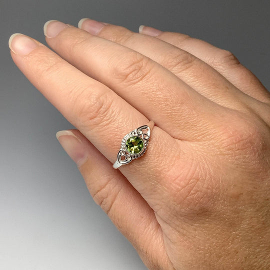 Peridot Ring-Rocks and Gems Canada