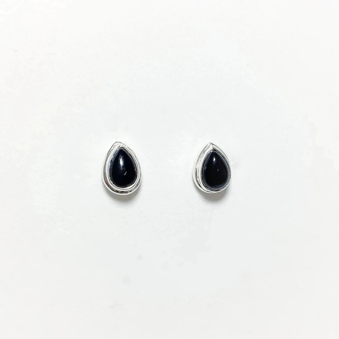 Black Onyx Stud Earrings - Rocks and Gems Canada