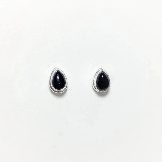Black Onyx Stud Earrings - Rocks and Gems Canada