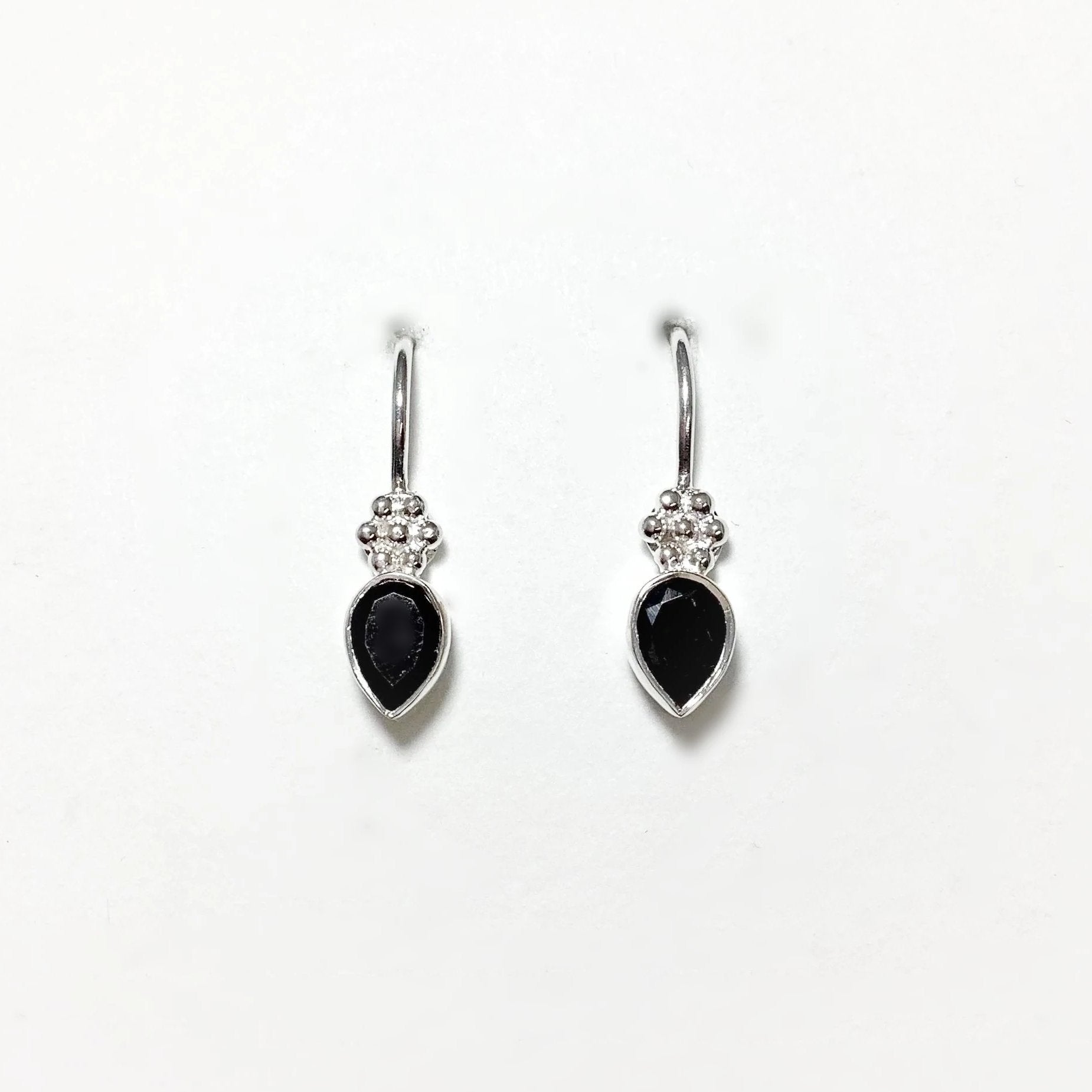 Faceted Black Onyx Dangle Earrings - Rocks and Gems Canada