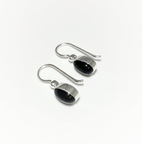 Black Onyx Dangle Earrings - Rocks and Gems Canada