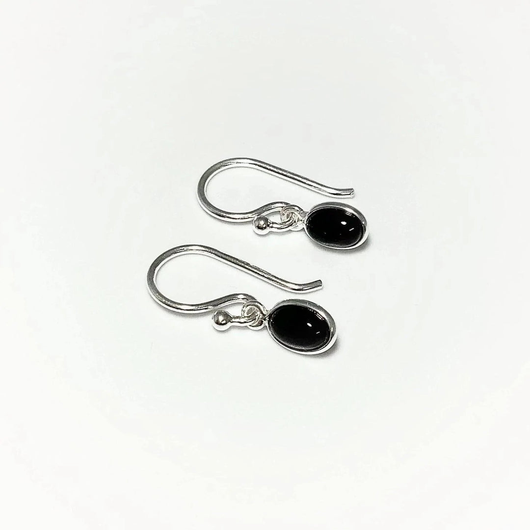 Black Onyx Dangle Earrings - Rocks and Gems Canada