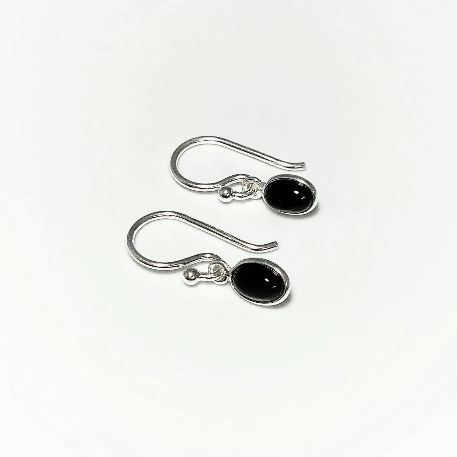 Black Onyx Dangle Earrings - Rocks and Gems Canada