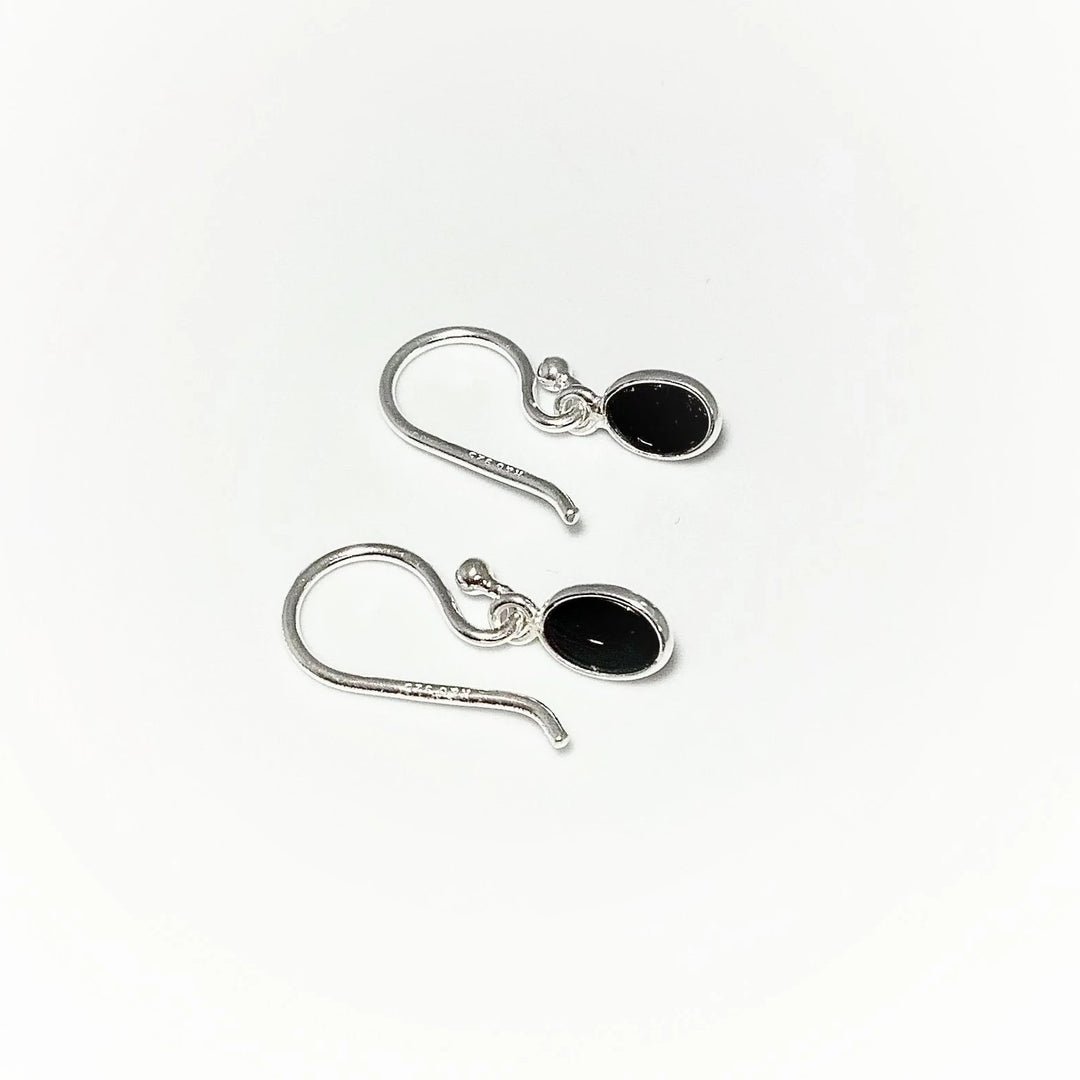 Black Onyx Dangle Earrings - Rocks and Gems Canada