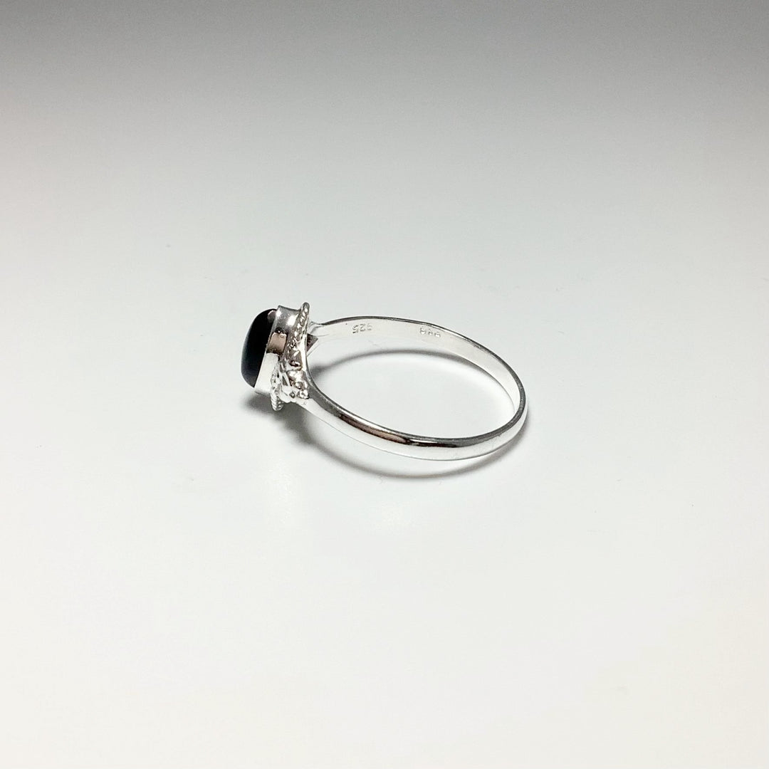 Black Onyx Ring - Rocks and Gems Canada