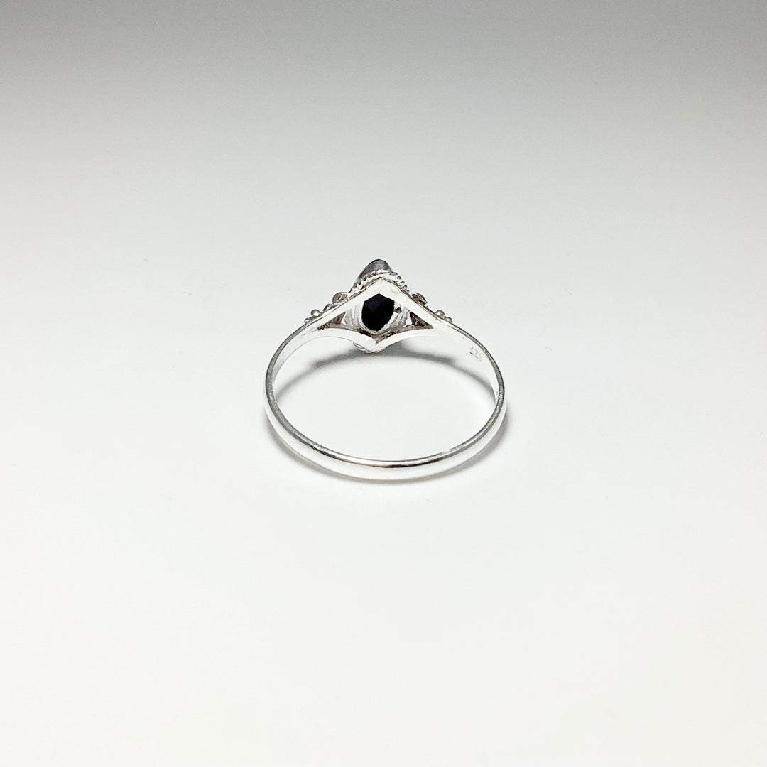 Black Onyx Ring - Rocks and Gems Canada