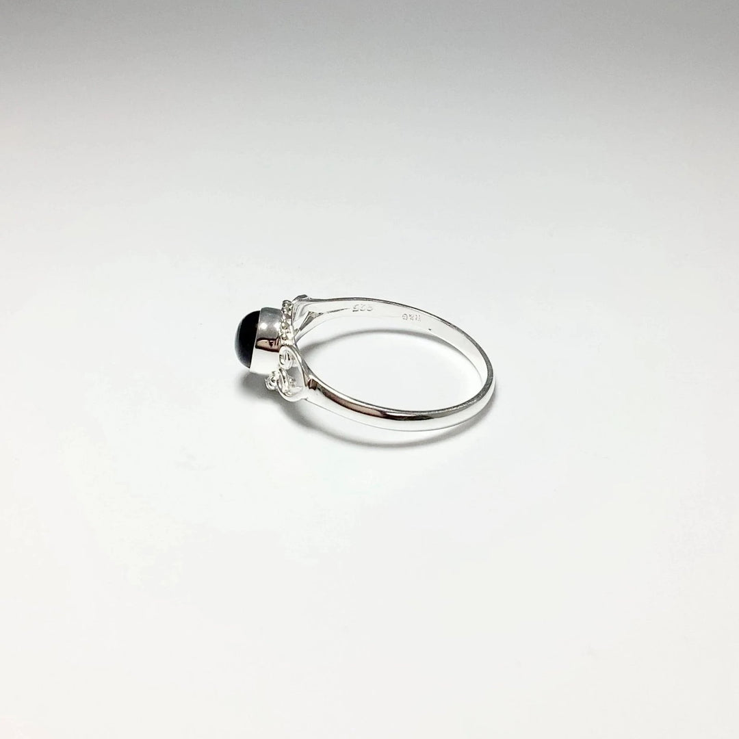 Black Onyx Ring - Rocks and Gems Canada