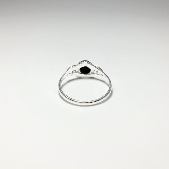 Black Onyx Ring - Rocks and Gems Canada