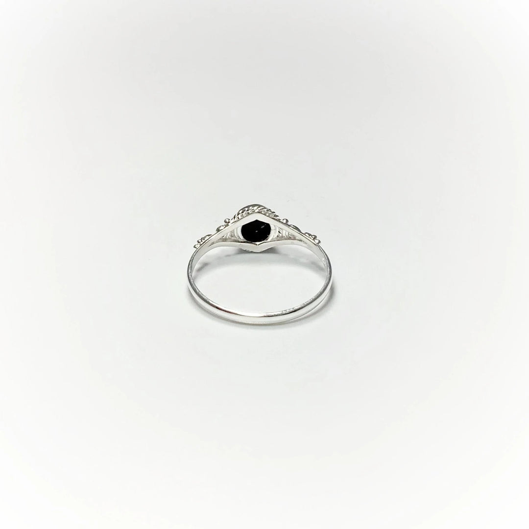 Black Onyx Ring - Rocks and Gems Canada