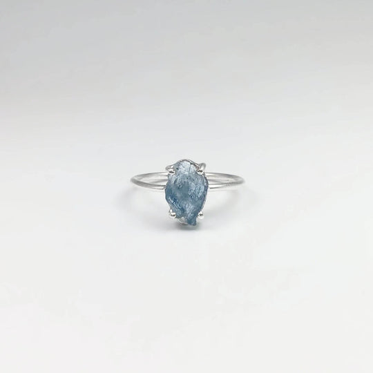Raw Aquamarine Ring-Rocks and Gems Canada