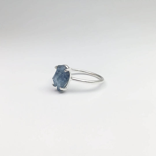 Raw Aquamarine Ring-Rocks and Gems Canada