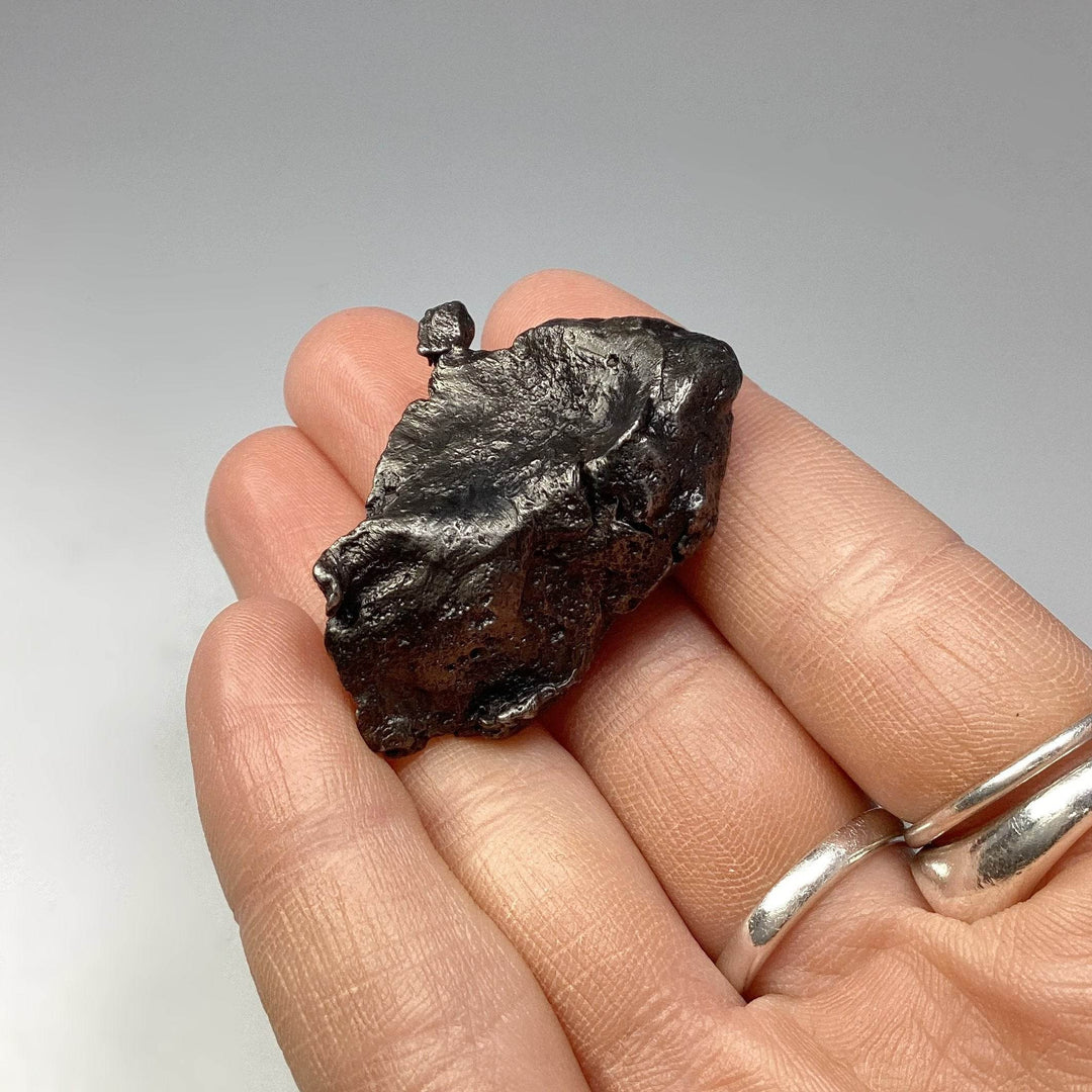 Sikhote-Alin Shrapnel Meteorite-Rocks and Gems Canada