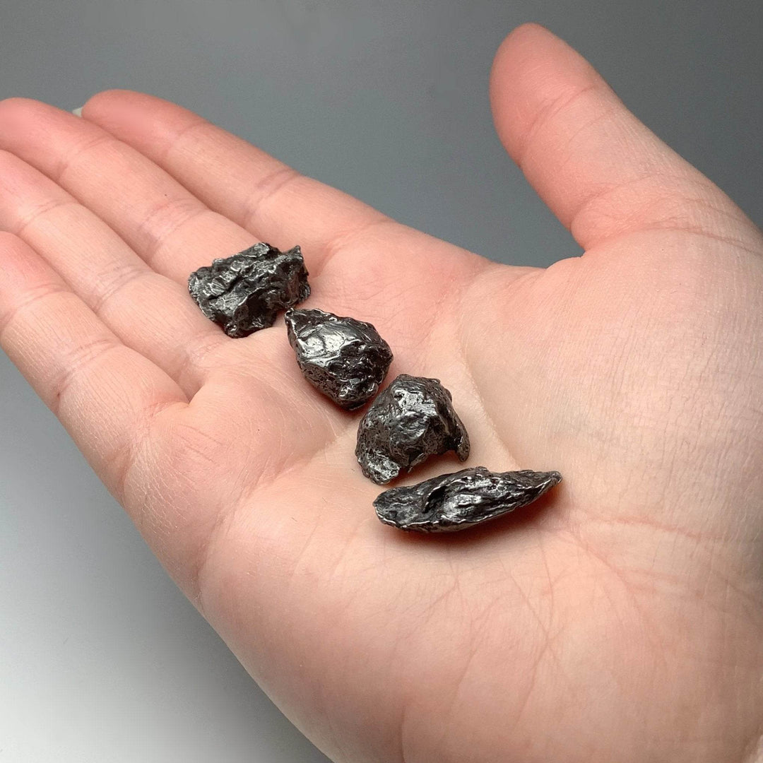 Sikhote-Alin Shrapnel Meteorite-Rocks and Gems Canada