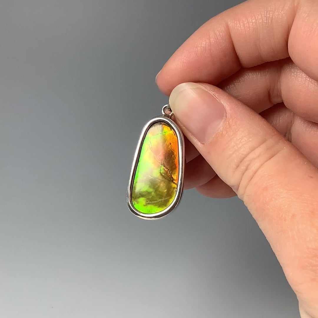 Alberta Ammolite Pendant