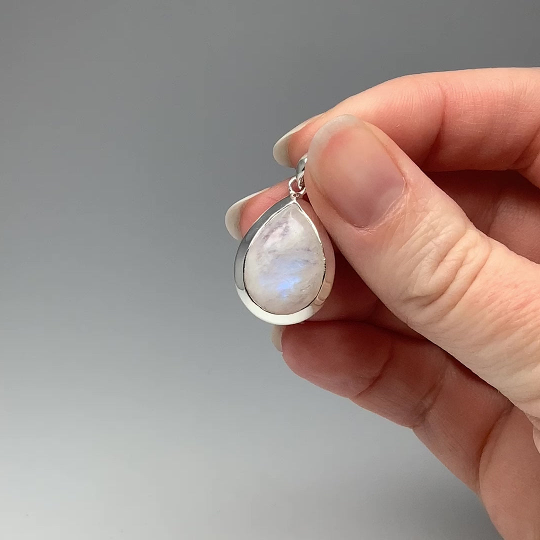 Rainbow Moonstone Pendant