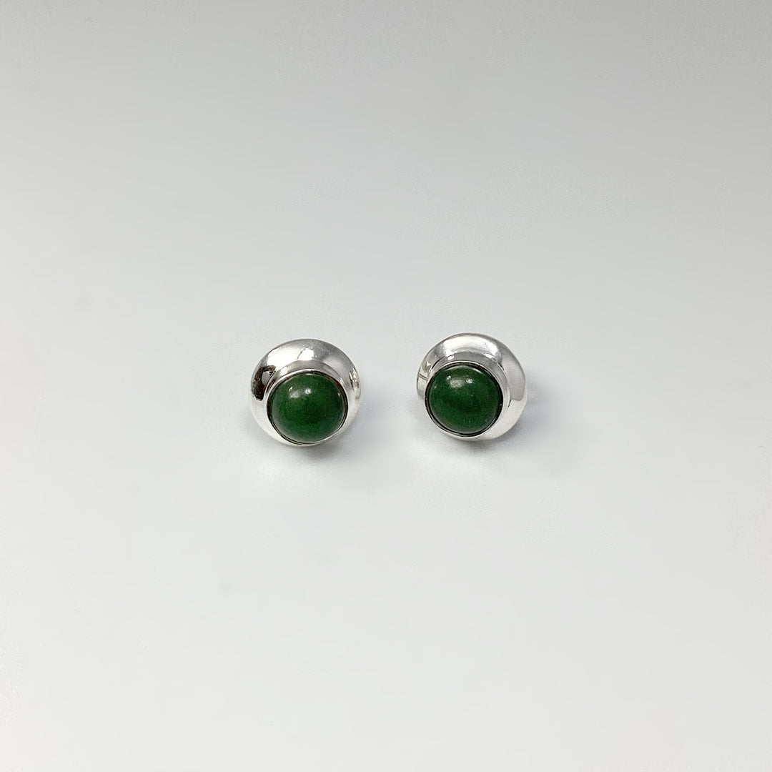 Green Aventurine Stud Earrings - Rocks and Gems Canada