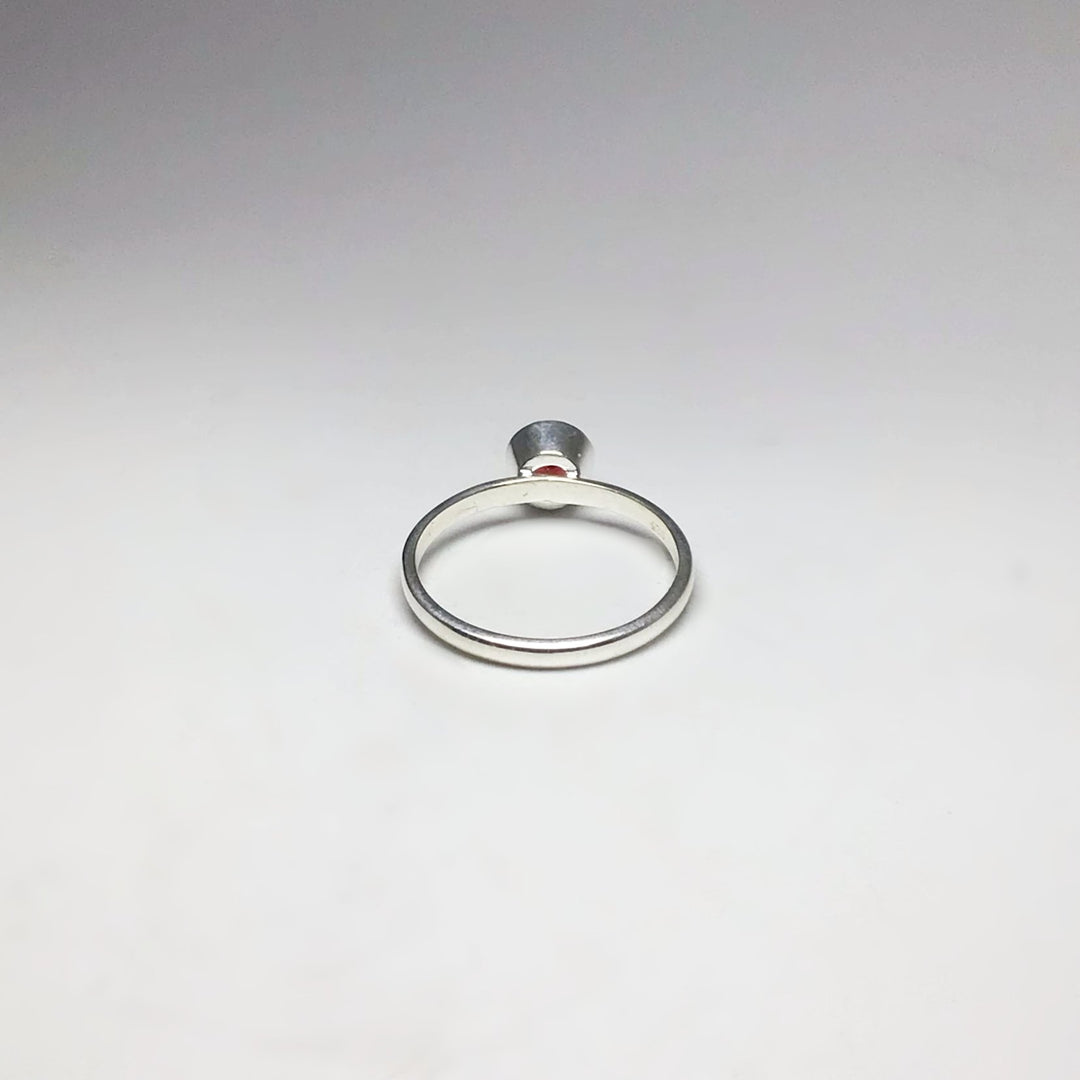 Garnet Ring - Rocks and Gems Canada