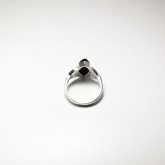 Black Onyx Ring - Rocks and Gems Canada