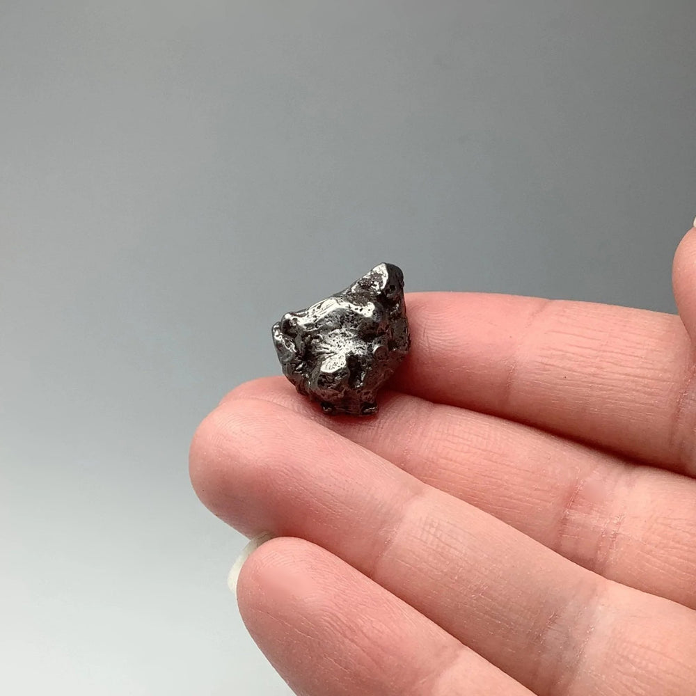 Sikhote-Alin Shrapnel Meteorite - Rocks and Gems Canada