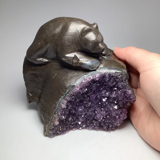 Amethyst Bear Carving - Rocks and Gems Canada