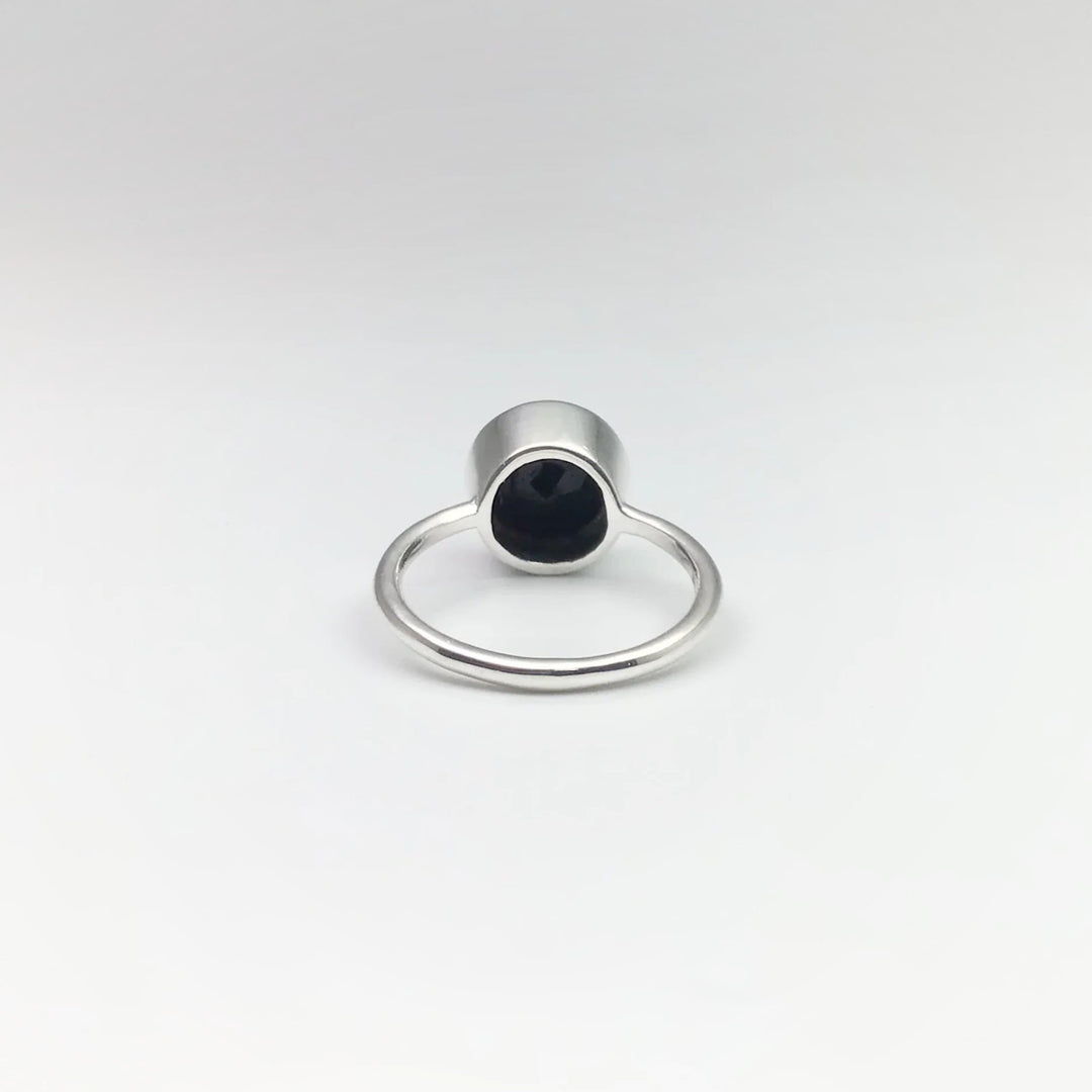 Black Onyx Ring - Rocks and Gems Canada