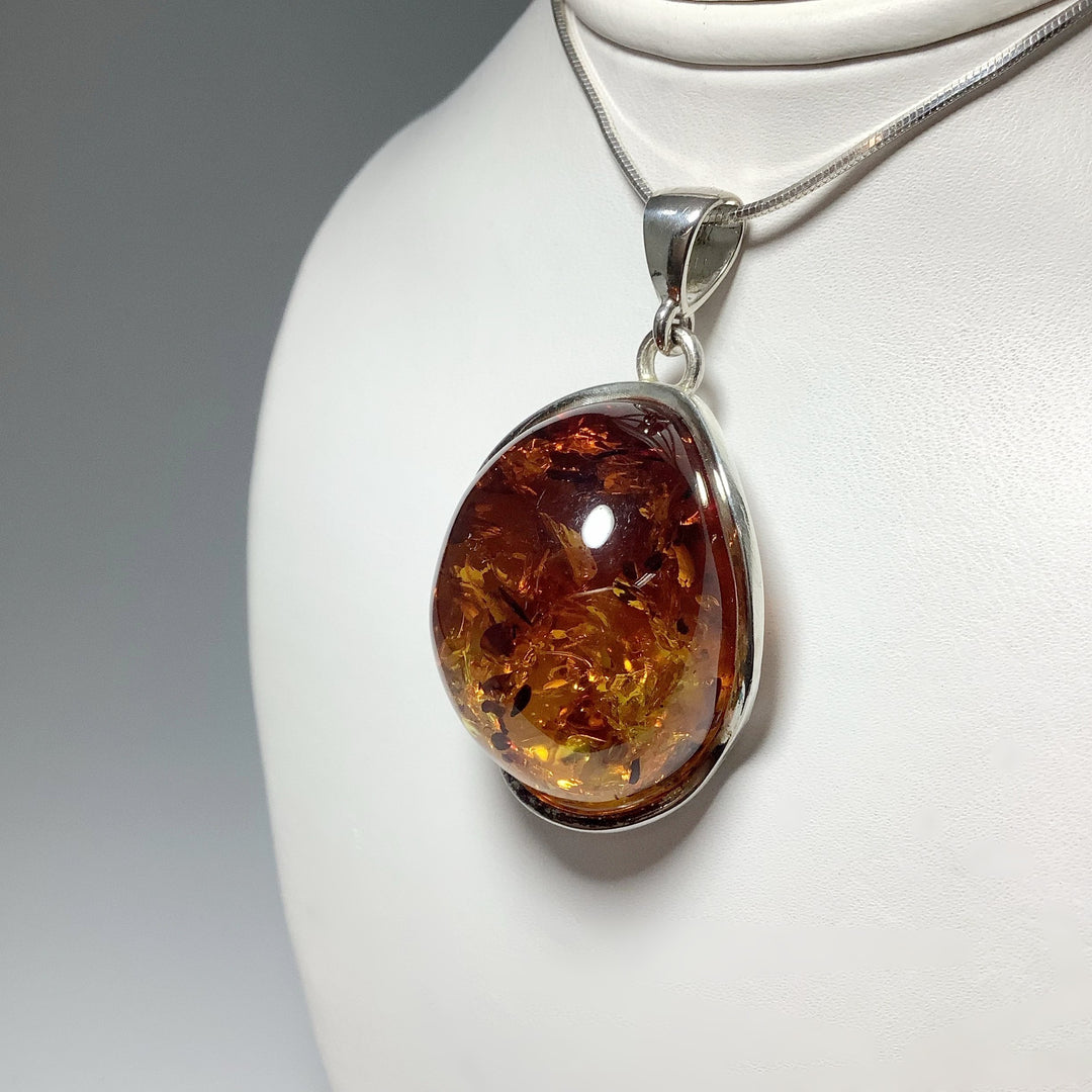 Ombre Amber Pendant - Rocks and Gems Canada