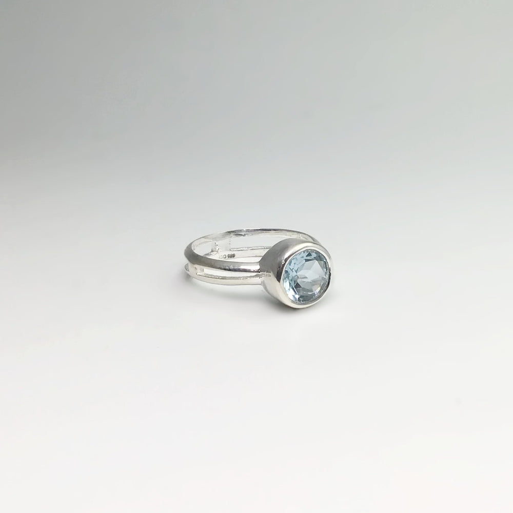 Blue Topaz Ring - Rocks and Gems Canada