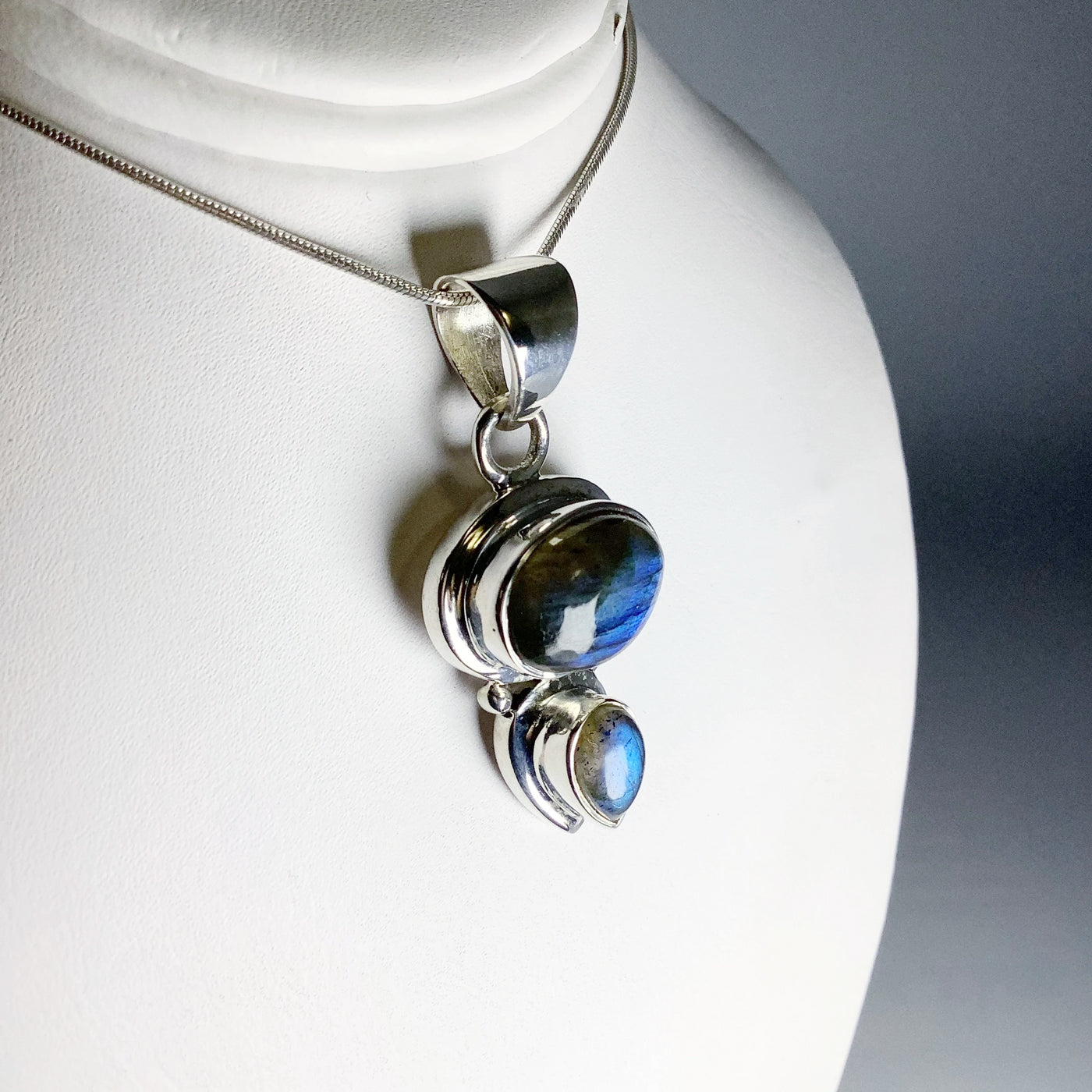 Labradorite Pendant