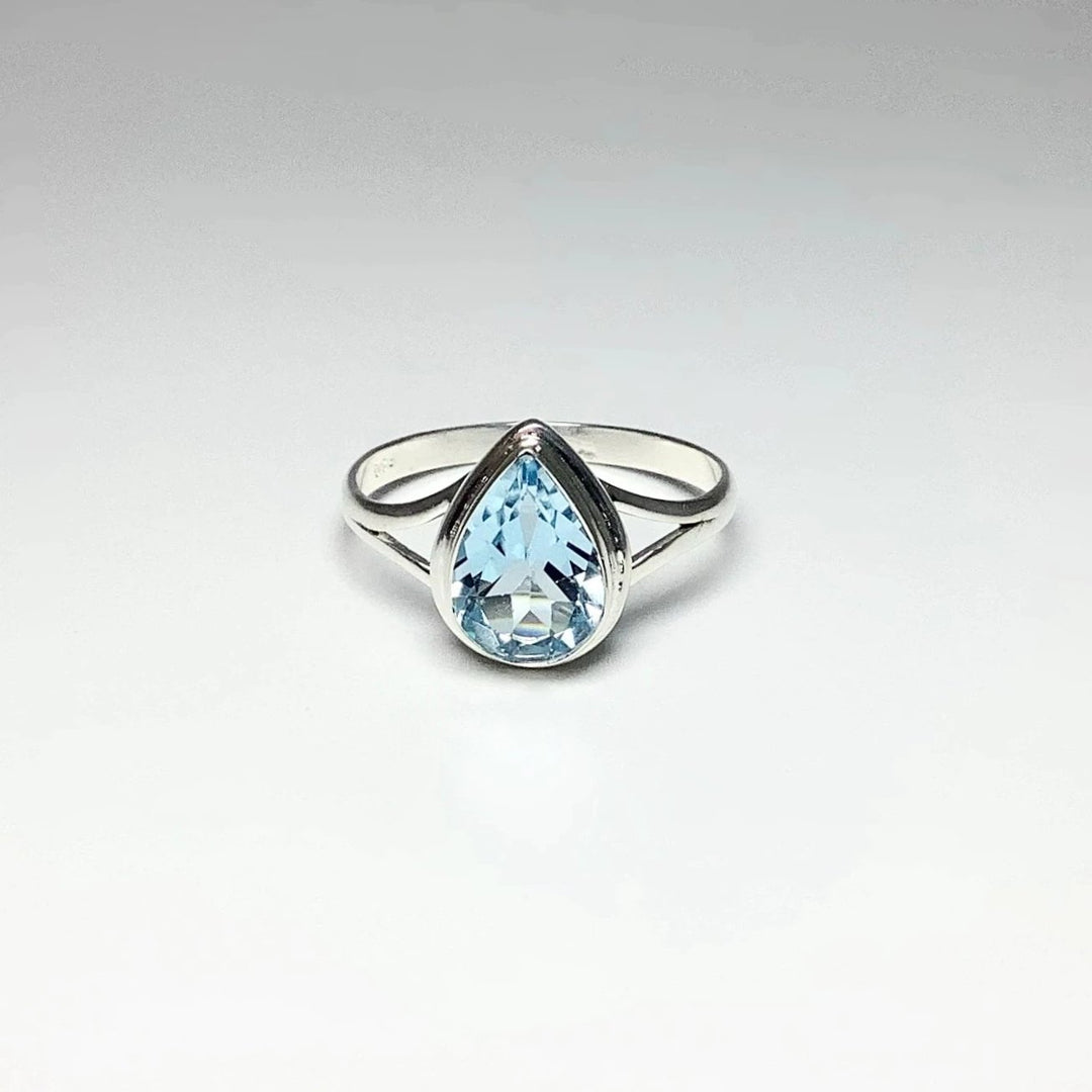 Blue Topaz Ring - Rocks and Gems Canada