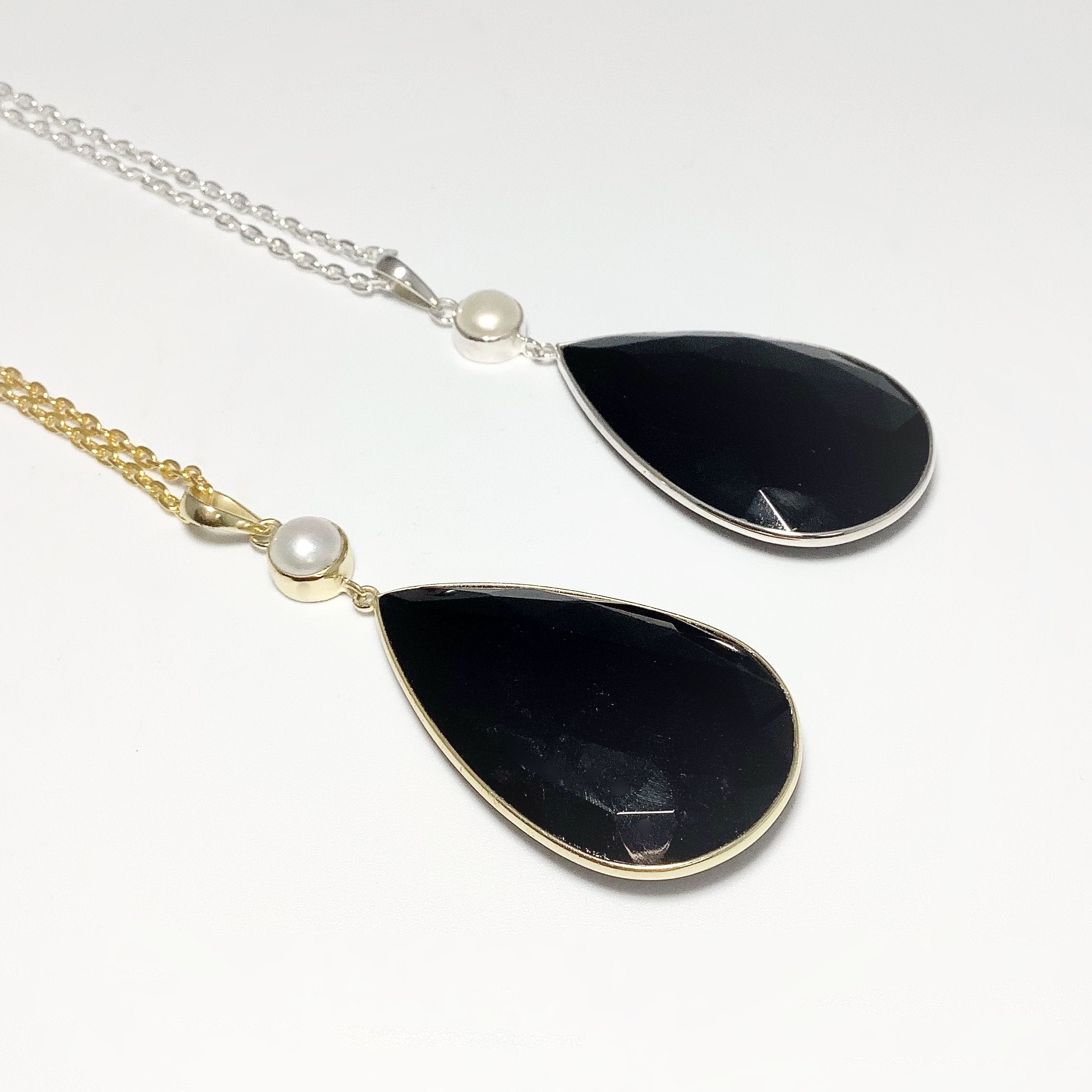 Faceted Black Onyx and Pearl Pendant - Rocks and Gems Canada