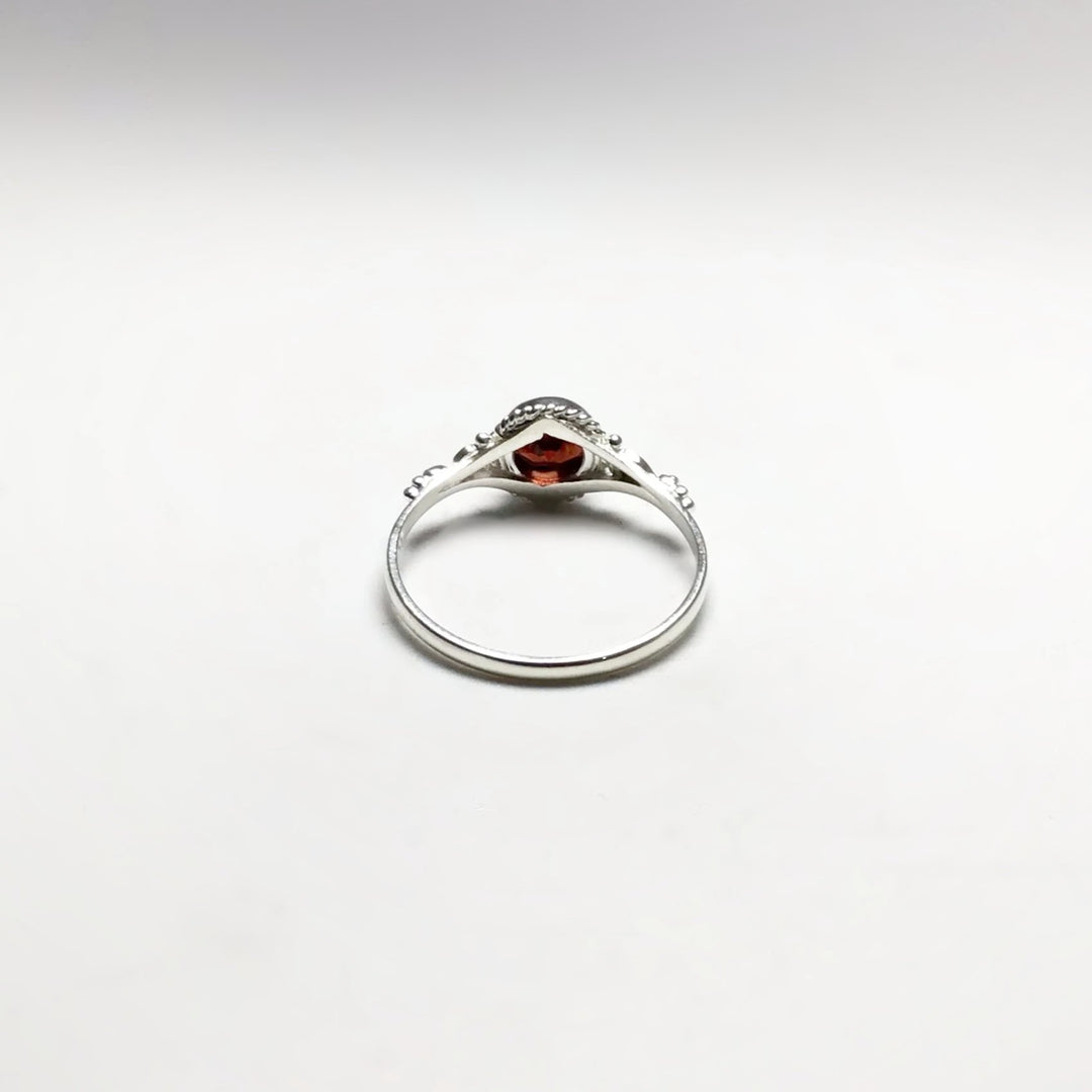Garnet Ring - Rocks and Gems Canada