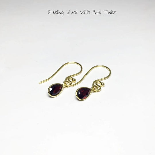 Garnet Dangle Earrings - Rocks and Gems Canada