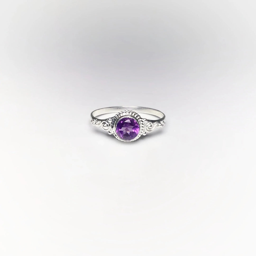 Amethyst Ring - Rocks and Gems Canada