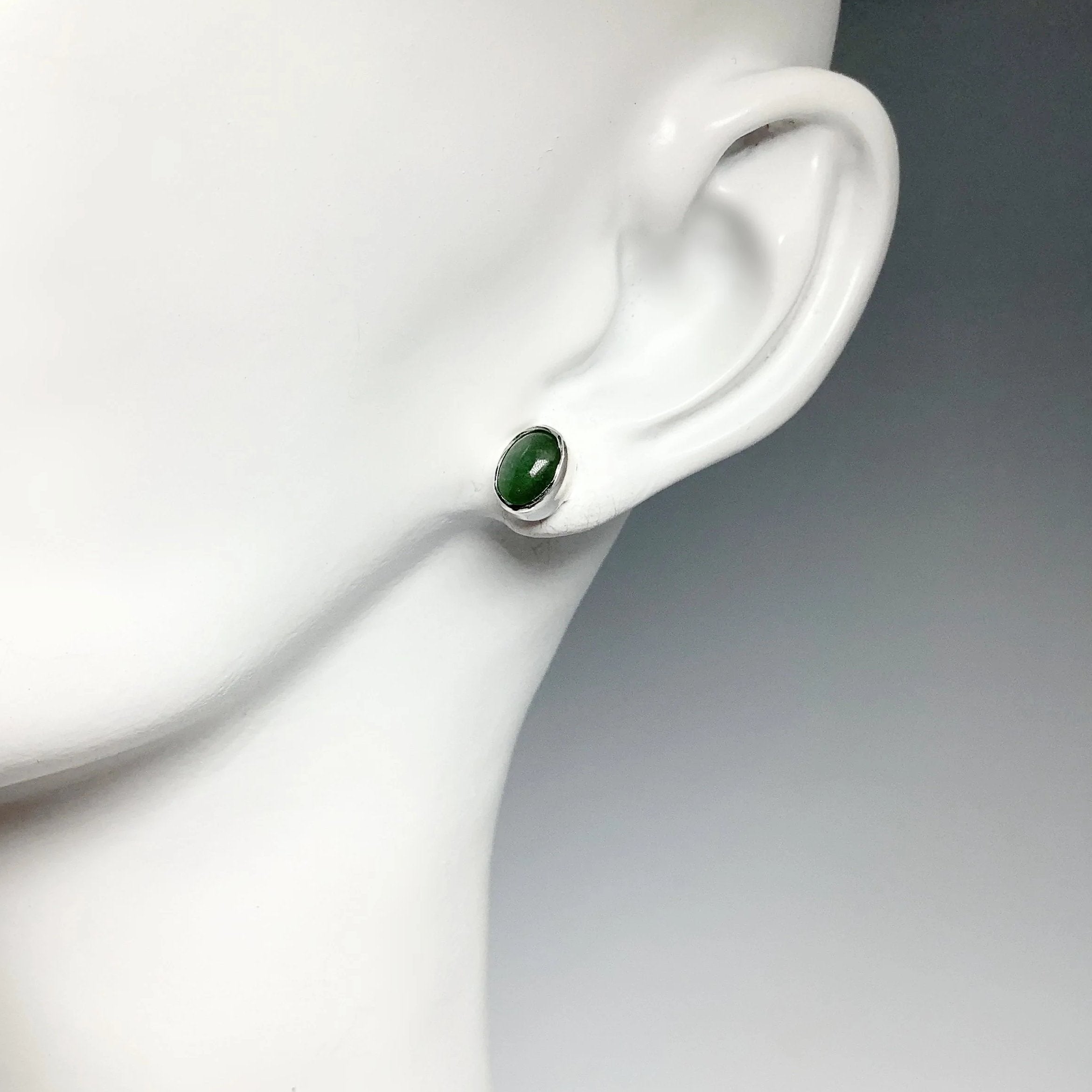 Green Aventurine Stud Earrings - Rocks and Gems Canada