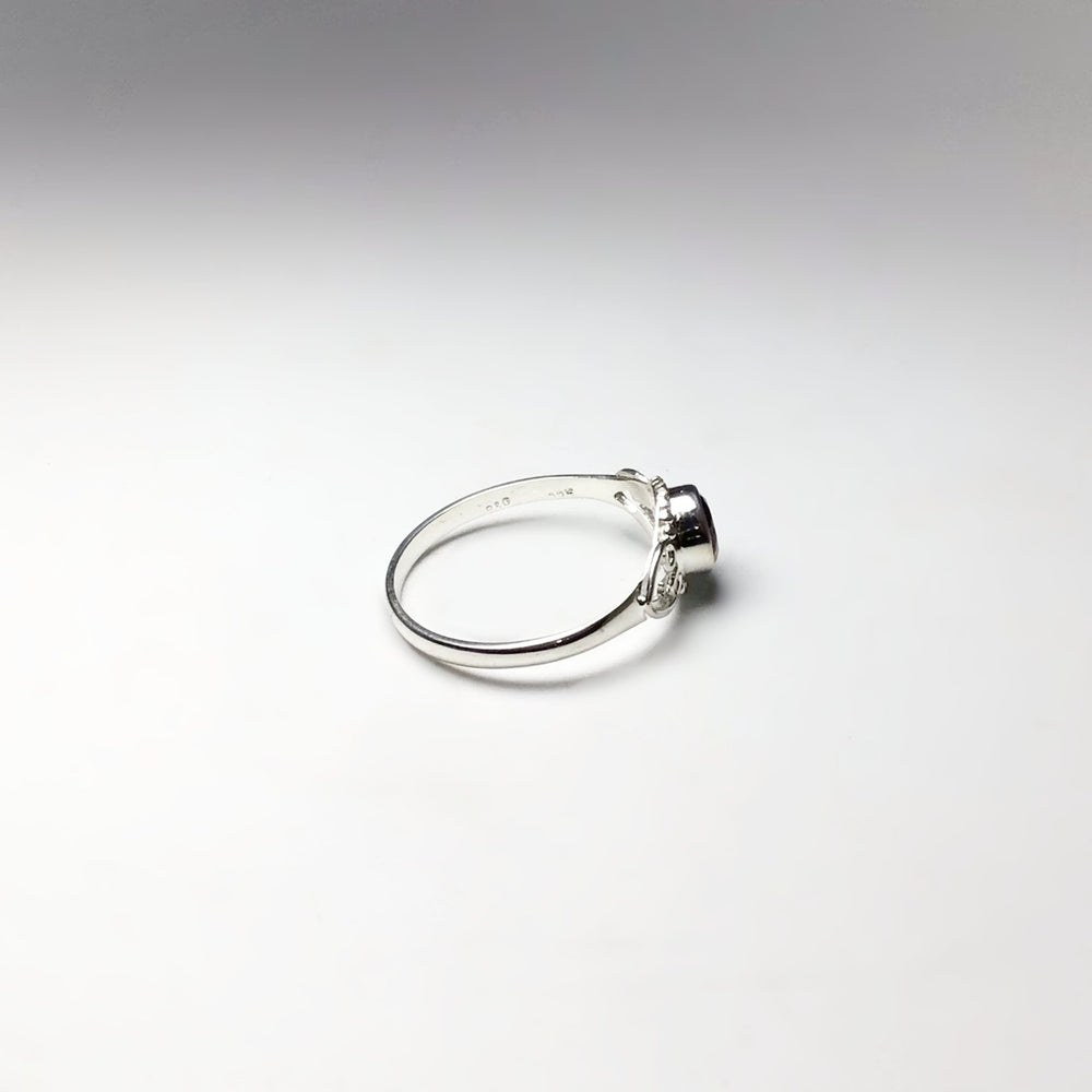 Garnet Ring - Rocks and Gems Canada