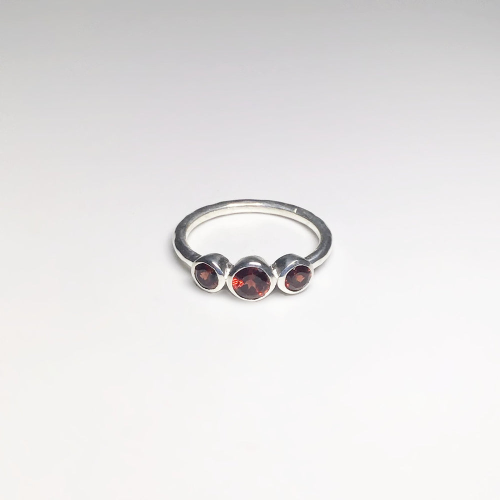 Garnet Ring - Rocks and Gems Canada