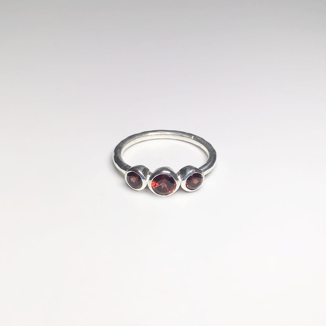 Garnet Ring - Rocks and Gems Canada