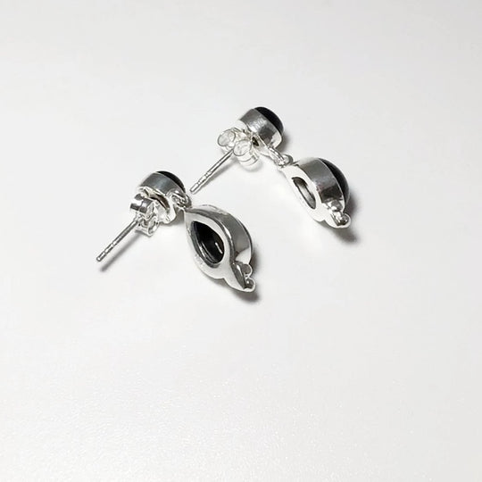 Black Onyx Stud Earrings - Rocks and Gems Canada