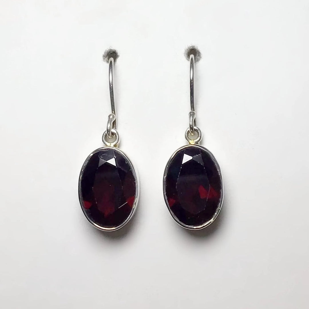 Garnet Dangle Earrings - Rocks and Gems Canada
