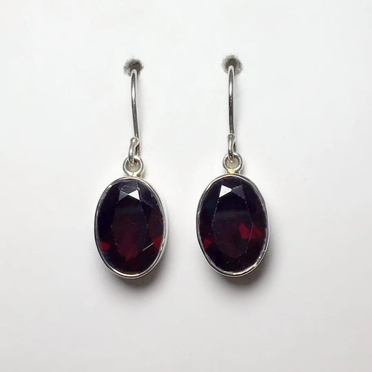Garnet Dangle Earrings - Rocks and Gems Canada