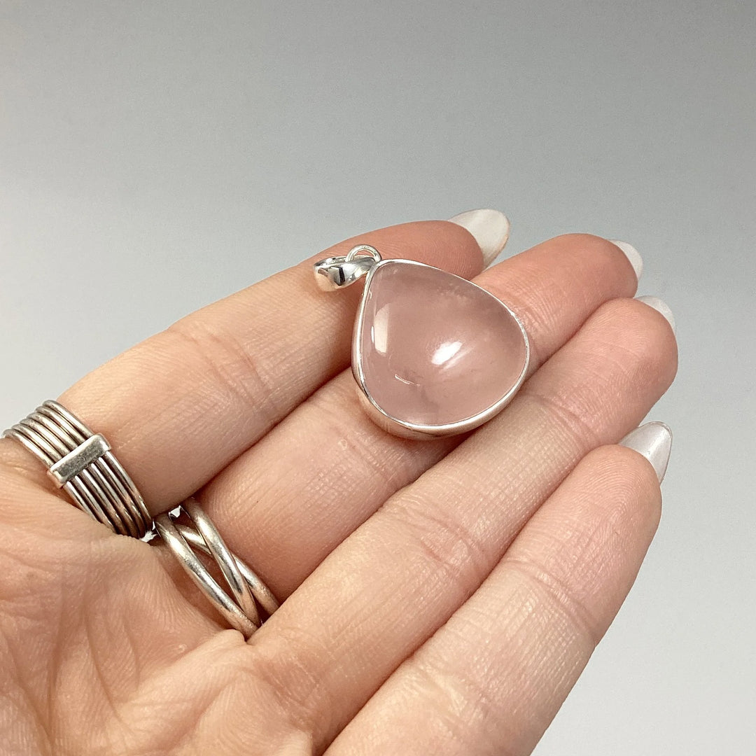 Rose Quartz Pendant - Rocks and Gems Canada