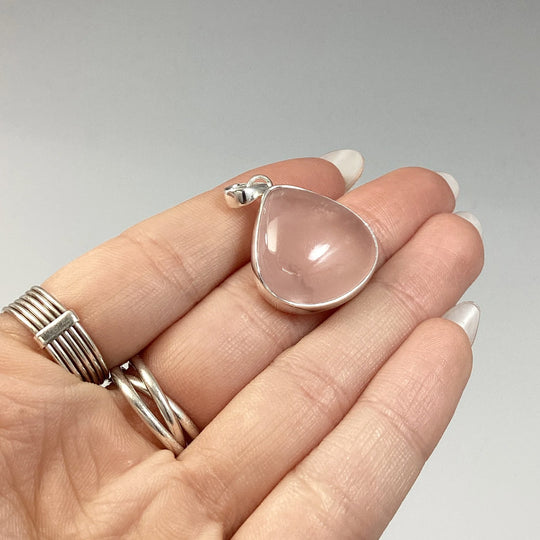 Rose Quartz Pendant - Rocks and Gems Canada