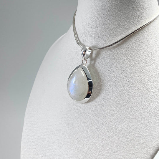 Rainbow Moonstone Pendant - Rocks and Gems Canada