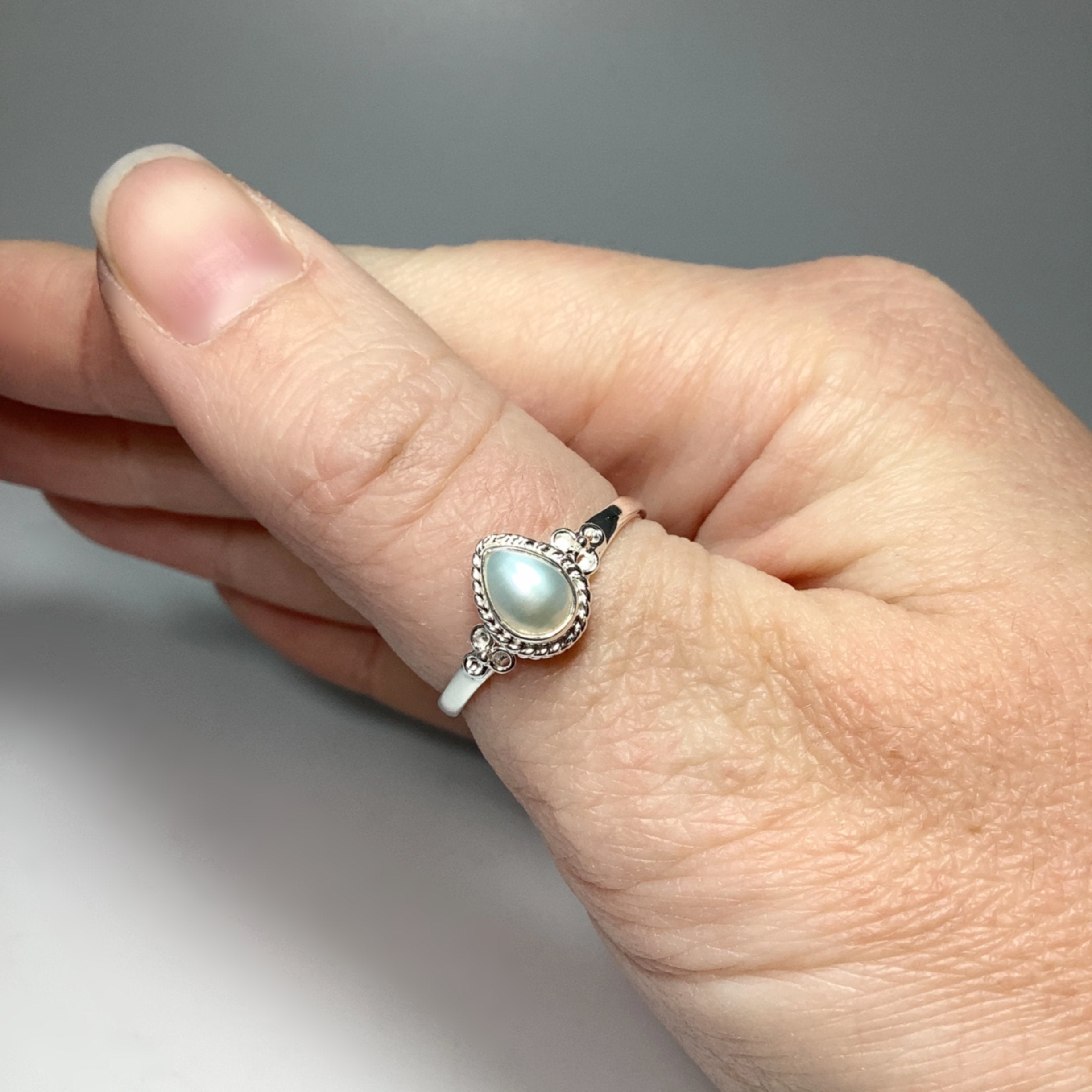 Freshwater Pearl Ring - Rocks and Gems Canada