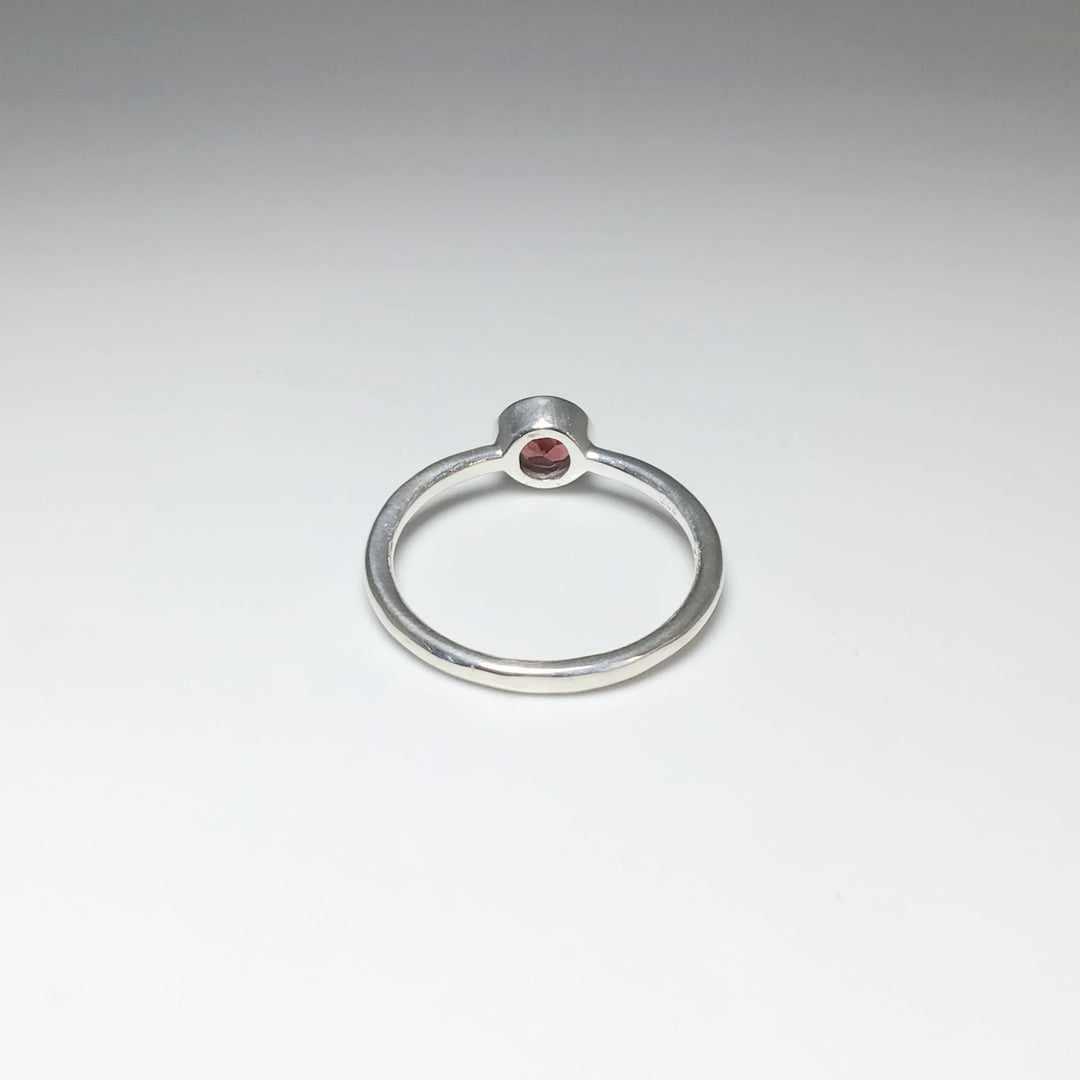 Garnet Ring - Rocks and Gems Canada