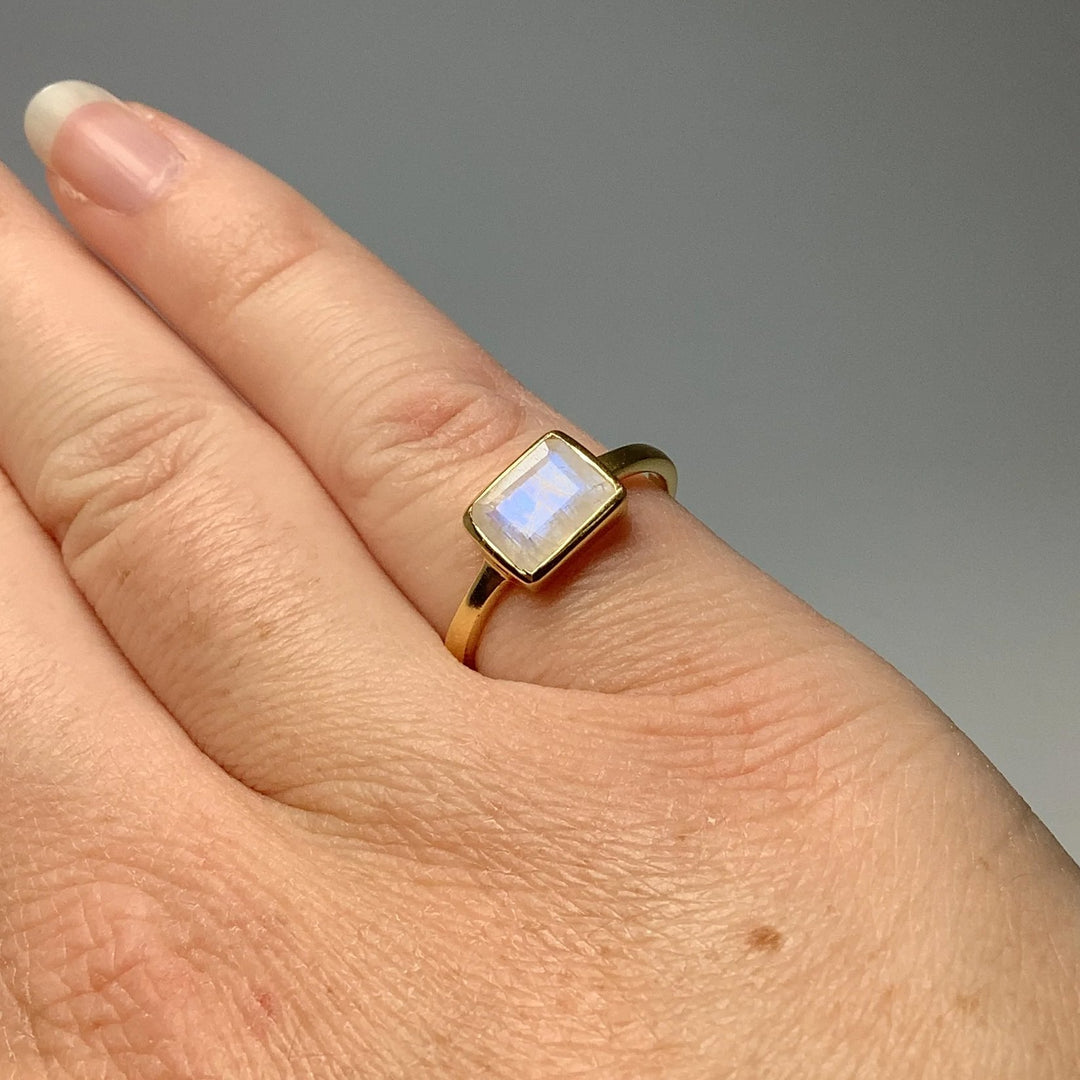 Rainbow Moonstone Ring - Rocks and Gems Canada