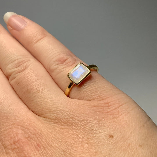 Rainbow Moonstone Ring - Rocks and Gems Canada