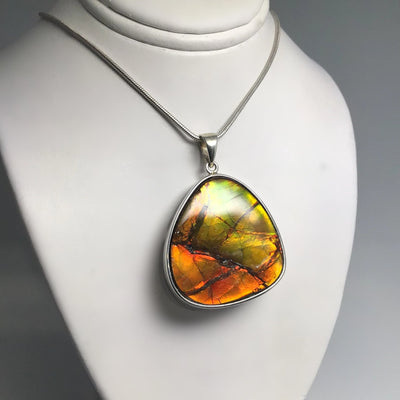 Alberta Ammolite Pendant